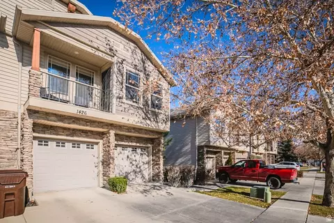 1428 W Stone Meadow Dr, West Jordan, UT 84088