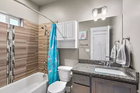 Bath - 871 N 600 E, Morgan, UT 84050 photo 1 of 2