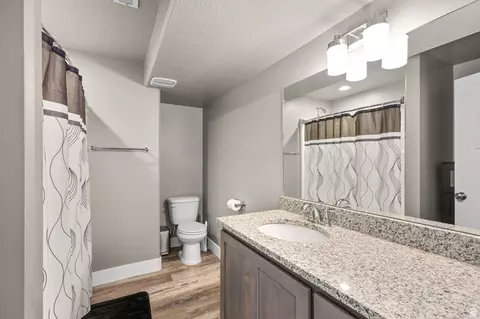 Bath - 871 N 600 E, Morgan, UT 84050 photo 2 of 2