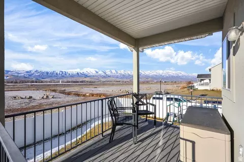 Exterior - 871 N 600 E, Morgan, UT 84050 photo 8 of 8