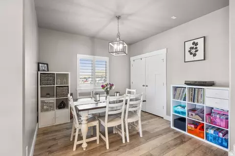 Dining - 871 N 600 E, Morgan, UT 84050 photo 1 of 1