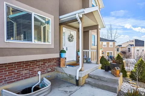 842 N Sapphire St, Morgan, UT 84050