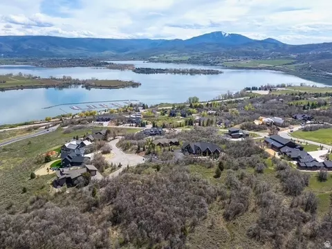 1109 N Lakeside Ct #16, Eden, UT 84310