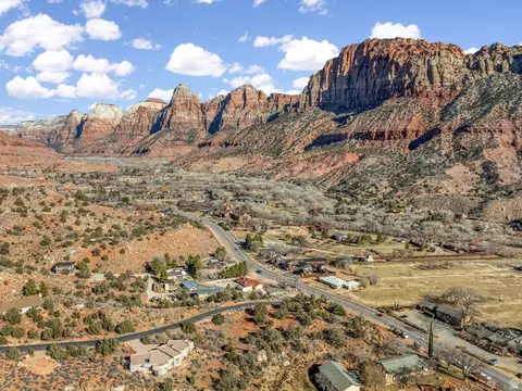 Undisclosed, Springdale, UT 84767 photo 9