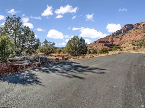 Undisclosed, Springdale, UT 84767 photo 13