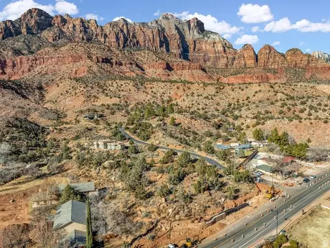Undisclosed, Springdale, UT 84767 photo 7