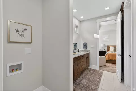Entry Way - 3532 S Mapleton Estates Dr, Mapleton, UT 84664 photo 2 of 3