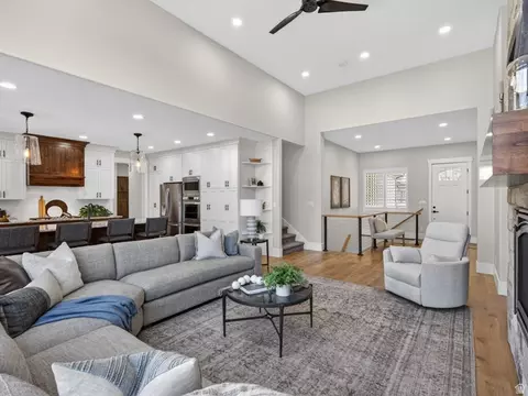 Living - 3532 S Mapleton Estates Dr, Mapleton, UT 84664 photo 4 of 8