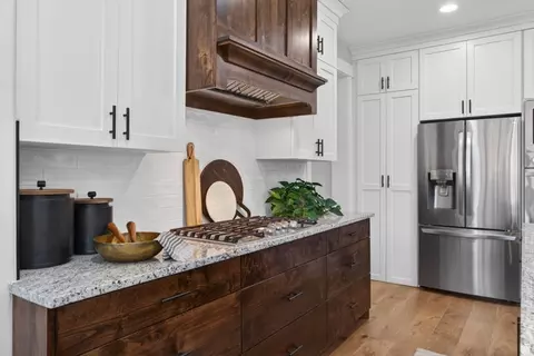 Kitchen - 3532 S Mapleton Estates Dr, Mapleton, UT 84664 photo 4 of 11