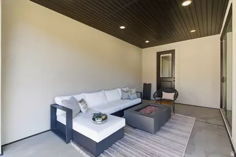 Exterior - 3532 S Mapleton Estates Dr, Mapleton, UT 84664 photo 5 of 10