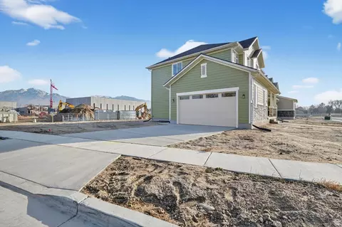 Exterior - 5767 S Tripp Ln W, Murray, UT 84123 photo 6 of 6