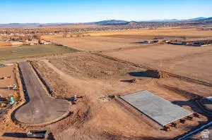 Undisclosed, Enoch, UT 84721 photo 11