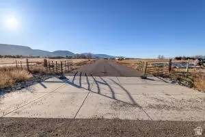 Undisclosed, Enoch, UT 84721 photo 6