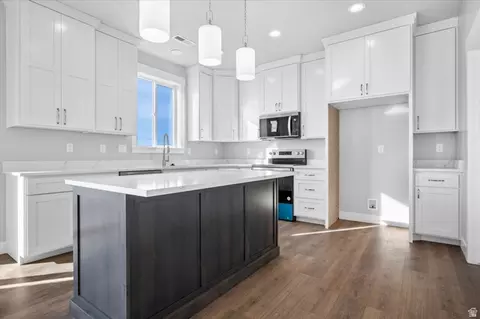 Kitchen - 577 S 1140 E #1202, Smithfield, UT 84335 photo 2 of 3