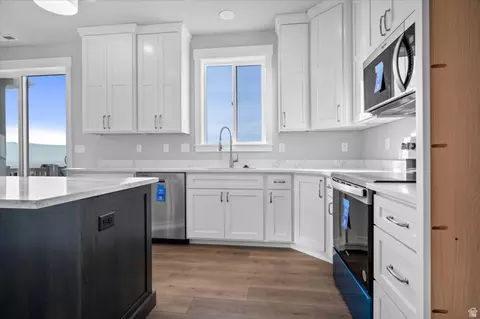 Kitchen - 577 S 1140 E #1202, Smithfield, UT 84335 photo 3 of 3