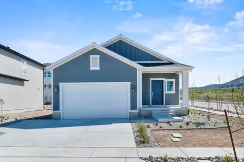 8225 W Diamond Peak Way, Magna, UT 84044