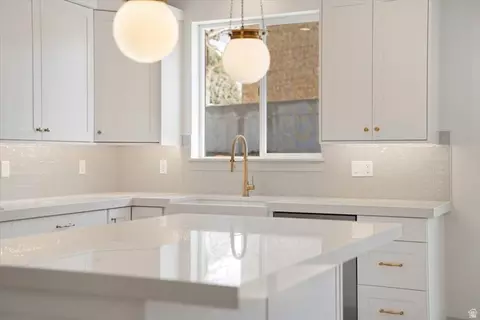 Kitchen - 295 E 2050 S #1, Bountiful, UT 84010 photo 8 of 9