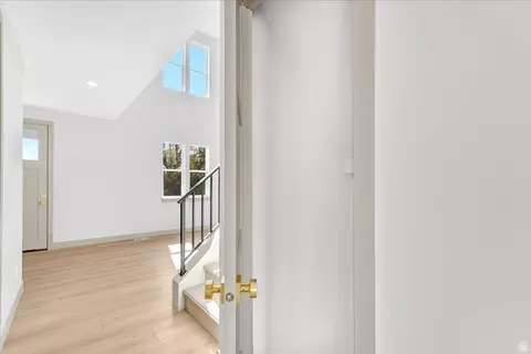 Entry Way - 295 E 2050 S #1, Bountiful, UT 84010 photo 2 of 12