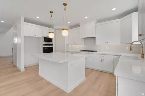 Kitchen - 295 E 2050 S #1, Bountiful, UT 84010 photo 2 of 9