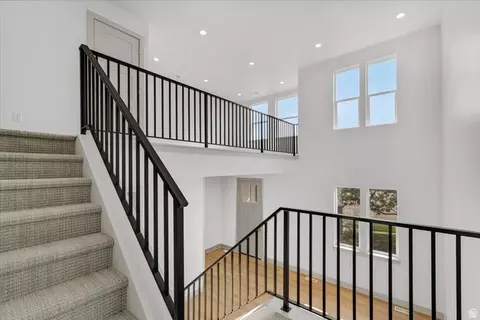 Entry Way - 295 E 2050 S #1, Bountiful, UT 84010 photo 5 of 12