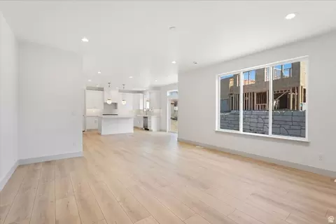 Living - 295 E 2050 S #1, Bountiful, UT 84010 photo 5 of 7