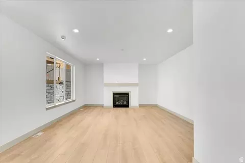 Living - 295 E 2050 S #1, Bountiful, UT 84010 photo 6 of 6