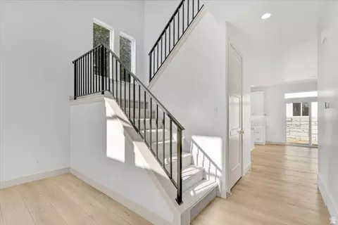 Entry Way - 295 E 2050 S #1, Bountiful, UT 84010 photo 1 of 12