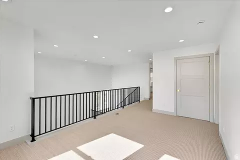 Entry Way - 295 E 2050 S #1, Bountiful, UT 84010 photo 6 of 12