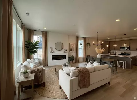 7004 W Hidden Hills Way S #184, West Jordan, UT 84081