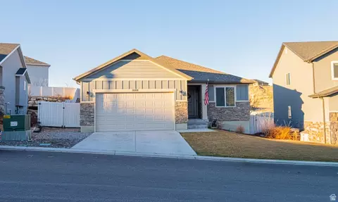 1666 W Foxberry Rd, Santaquin, UT 84655