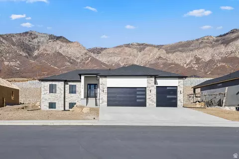 710 E Mountain Rd N, North Ogden, UT 84414