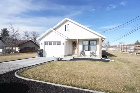 35 E 500 S, Mount Pleasant, UT 84647