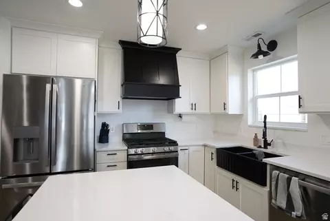 Kitchen - 35 E 500 S, Mount Pleasant, UT 84647 photo 6 of 7