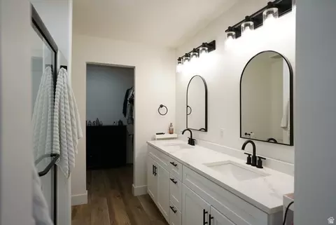 Bath - 35 E 500 S, Mount Pleasant, UT 84647 photo 1 of 3