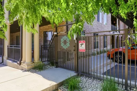 2369 E Murray Holladay Rd #A202, Holladay, UT 84117