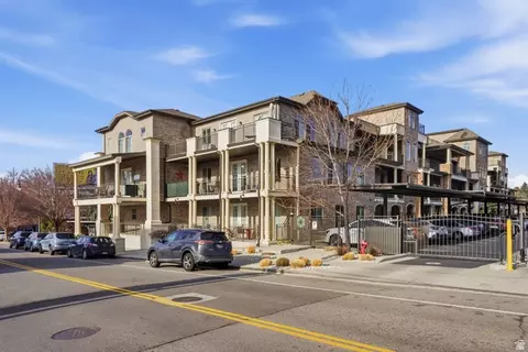 2369 E Murray Holladay Rd S #A202, Holladay, UT 84117