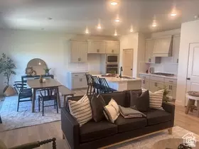 2796 W Aurora Ave, Mapleton, UT 84664 photo 3