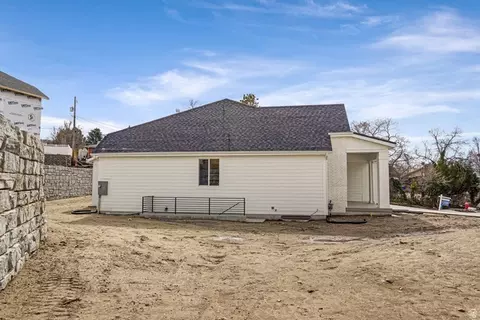 296 E 2050 S #2, Bountiful, UT 84010 photo 4