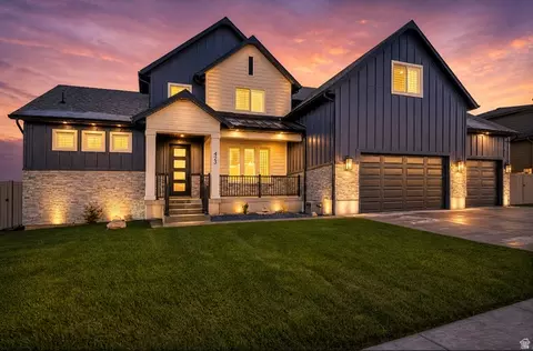 423 W Red Wolf Dr, Saratoga Springs, UT 84045