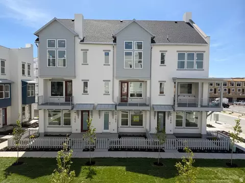11019 S Freestone Rd W #120, South Jordan, UT 84009