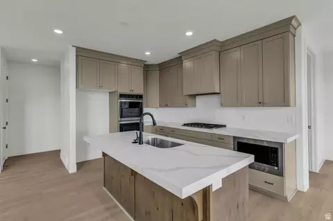 Kitchen - 2838 E Dreyden Ln #121, Eagle Mountain, UT 84005 photo 1 of 1