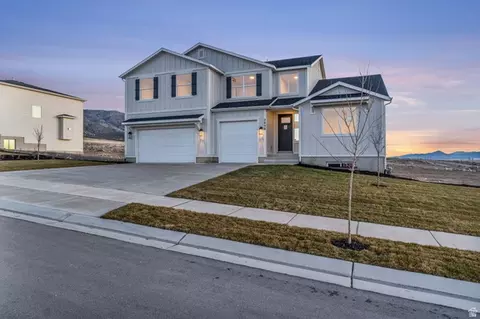 Exterior - 2838 E Dreyden Ln #121, Eagle Mountain, UT 84005 photo 4 of 7