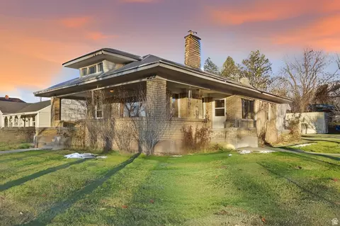 202 N Main St, Smithfield, UT 84335