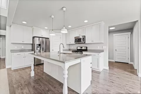 Kitchen - 943 S 2150 W, Orem, UT 84058 photo 1 of 2