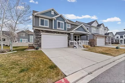 Exterior - 943 S 2150 W, Orem, UT 84058 photo 6 of 6