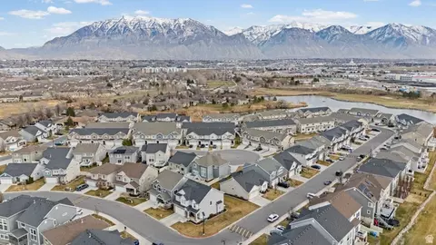 View/Area - 943 S 2150 W, Orem, UT 84058 photo 3 of 6