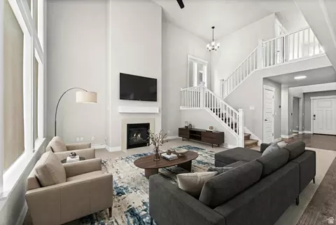Living - 943 S 2150 W, Orem, UT 84058 photo 2 of 8