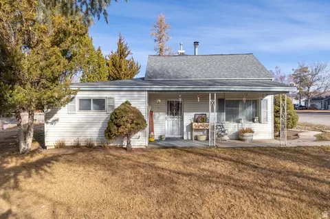 217 N 400 W, Mount Pleasant, UT 84647