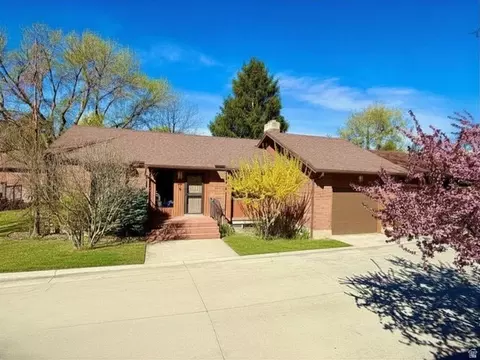55 E Heritage Cv, Logan, UT 84321