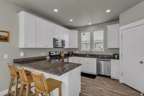 Kitchen - 1607 N 1300 E, Payson, UT 84651 photo 1 of 2
